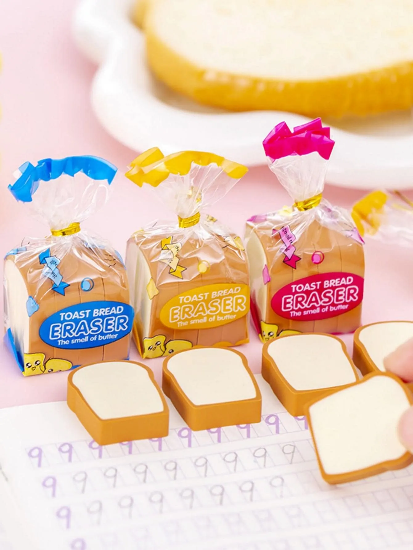 1bag/4pcs Creative Cute Toast Bread Shaped Erasers For Students, Great Gifts For Children's Day, End Of Term, Christmas