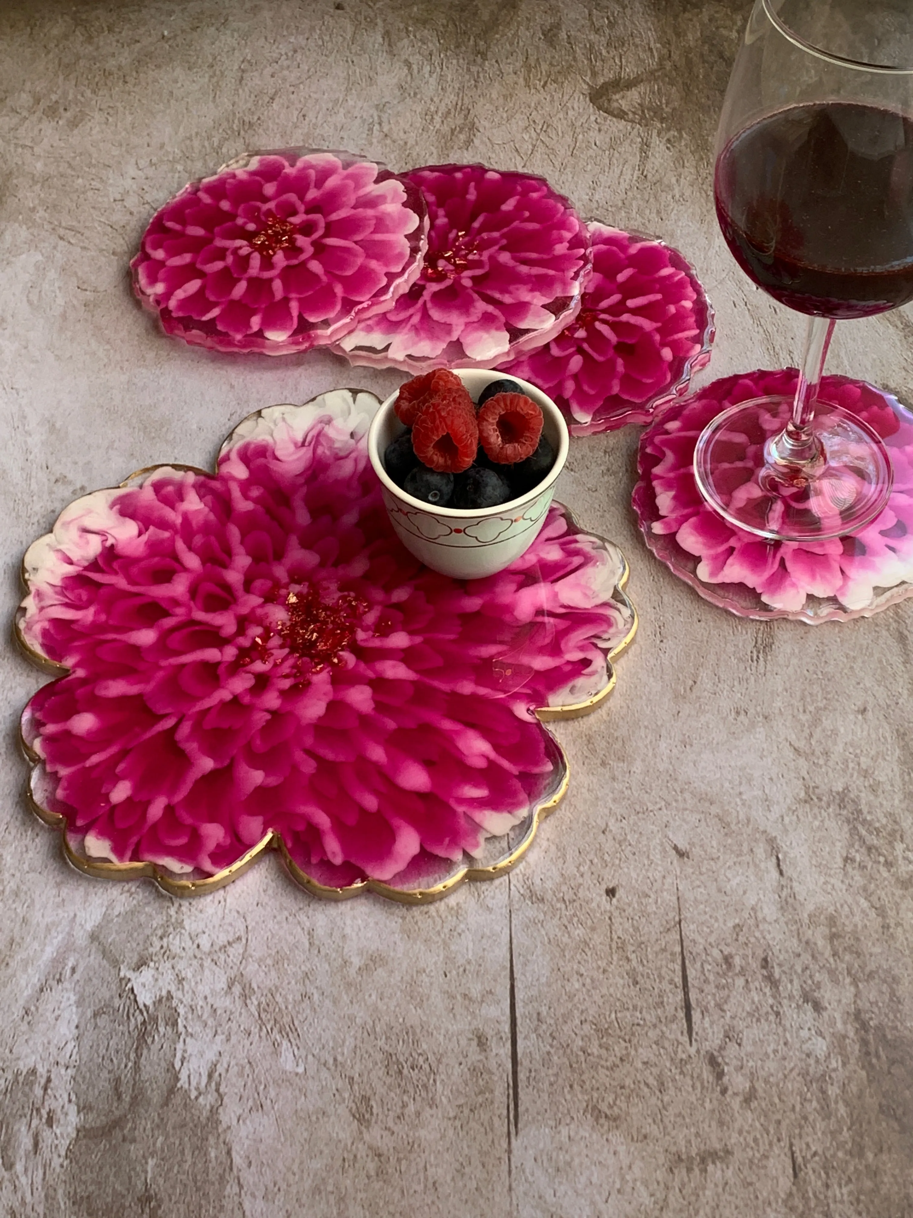 3D Floral Tray - 8.5' Dahlia Magenta