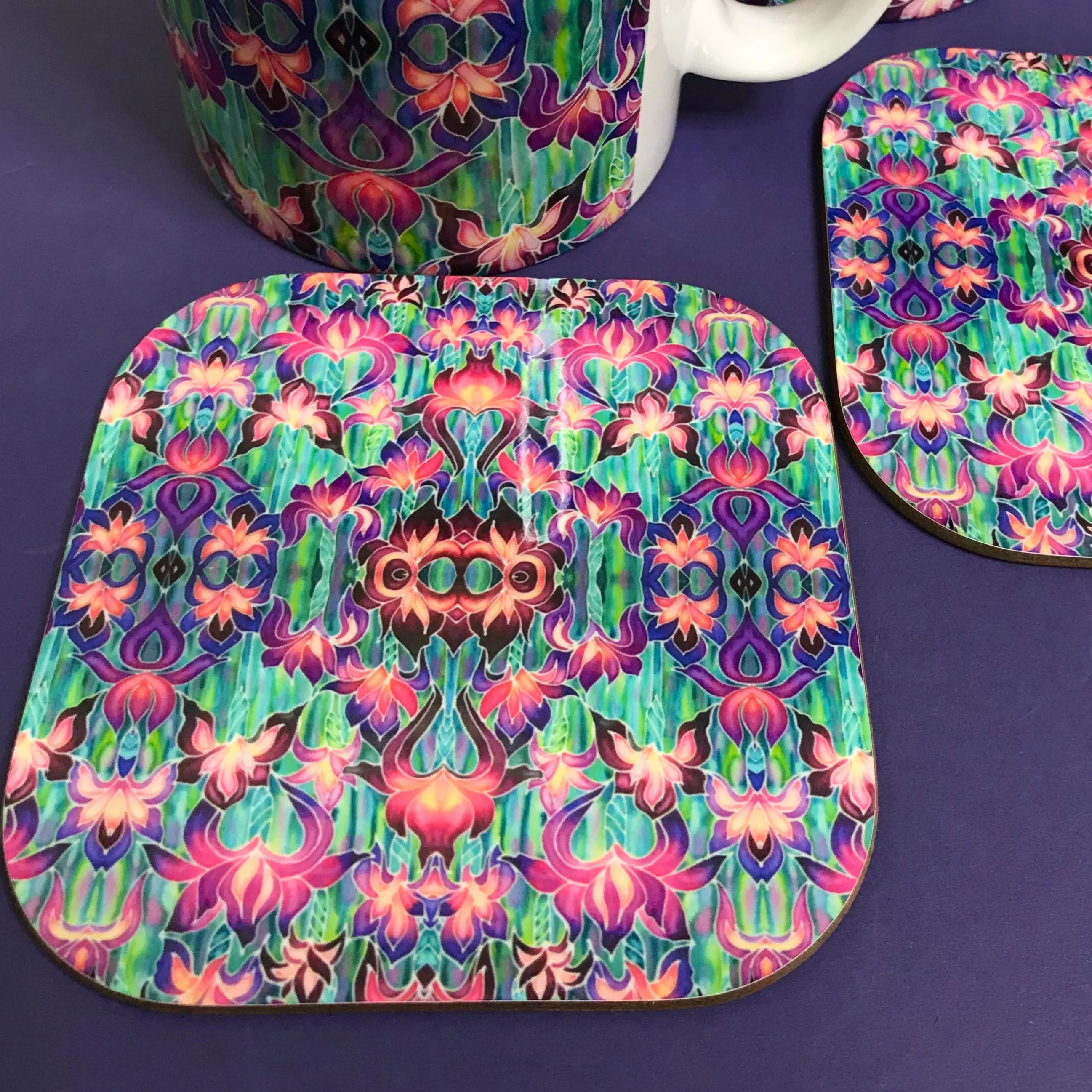 Purple Iris Pattern Table Mats and Coasters - Iris chopping board - Durable Tableware