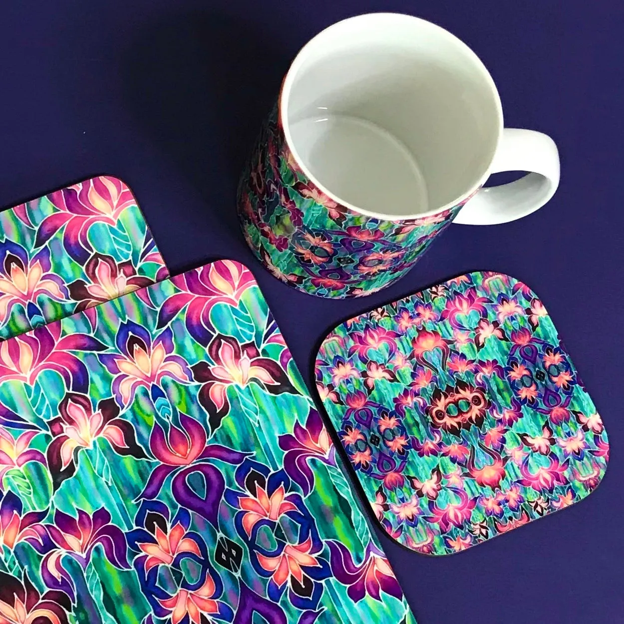 Purple Iris Pattern Table Mats and Coasters - Iris chopping board - Durable Tableware